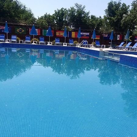 Къща За Гости "Там Край Реката " Szlivek Kültér fotó