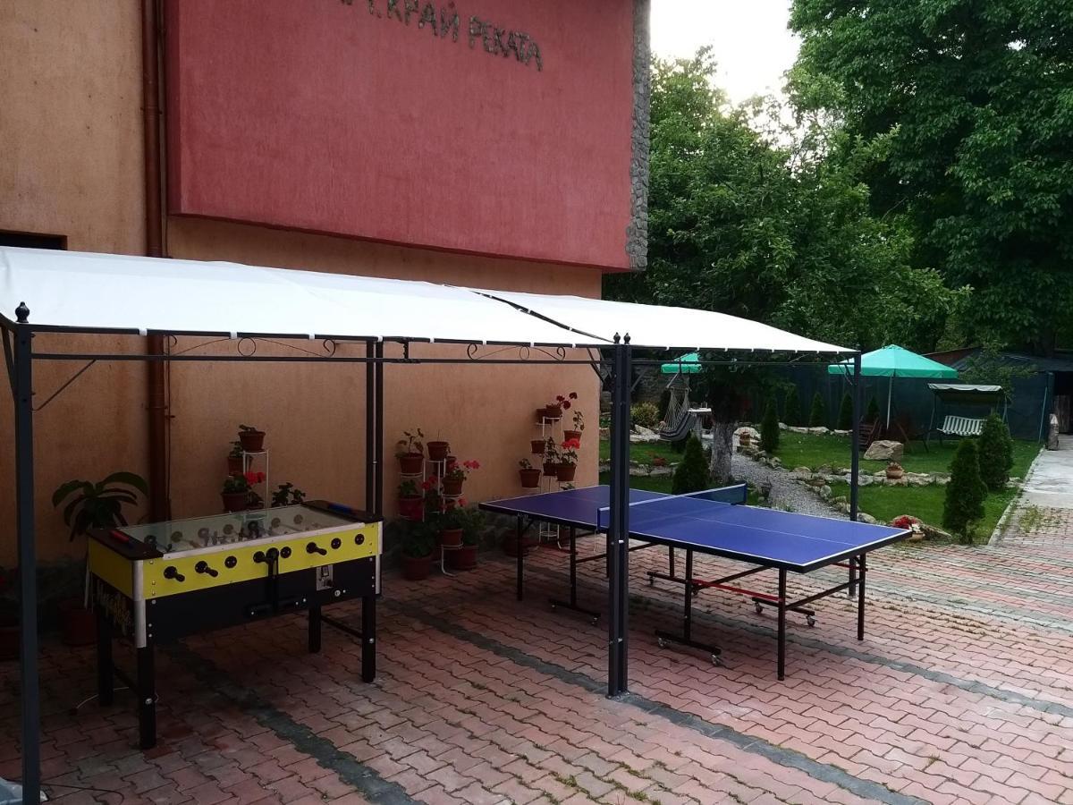 Къща За Гости "Там Край Реката " Szlivek Kültér fotó